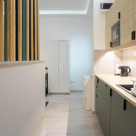 Rozsa - Jeremy * Budapesta