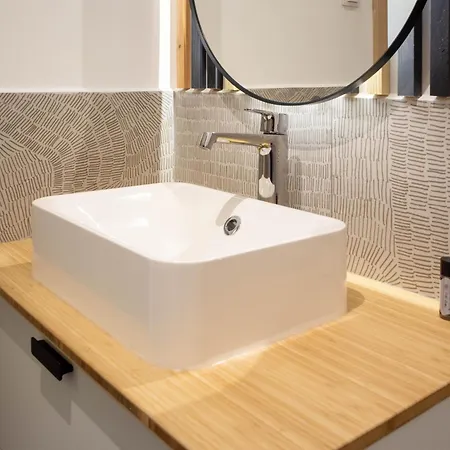 Rozsa - Jeremy Apartment Budapest